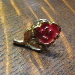 🌹 Red & Gold Rose Vintage Lapel Pin